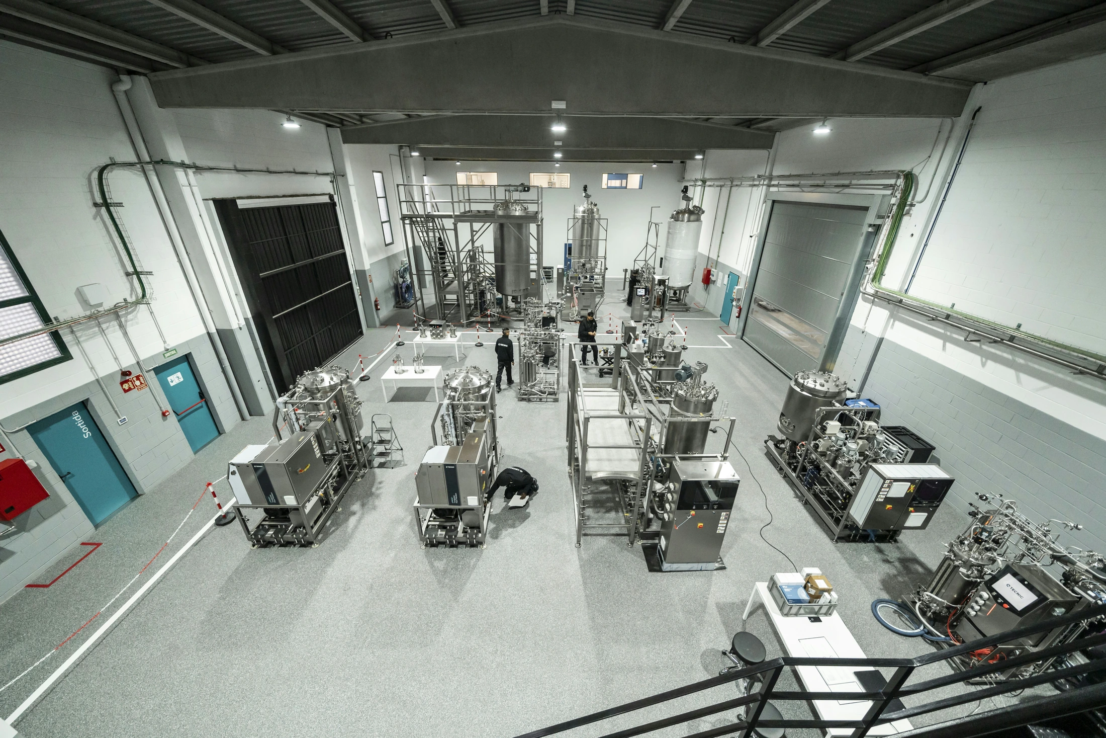 Bioprocess equipment